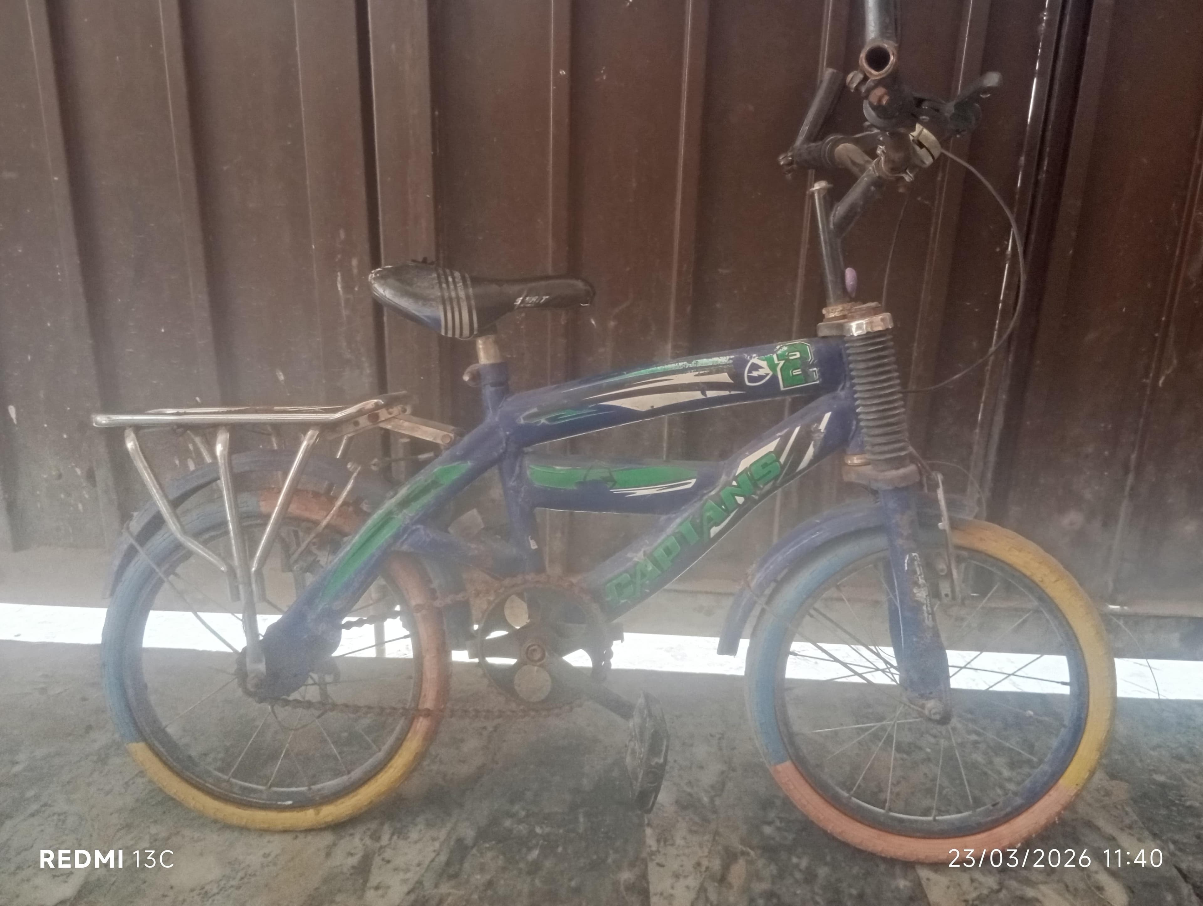 mountain bike fast and durable