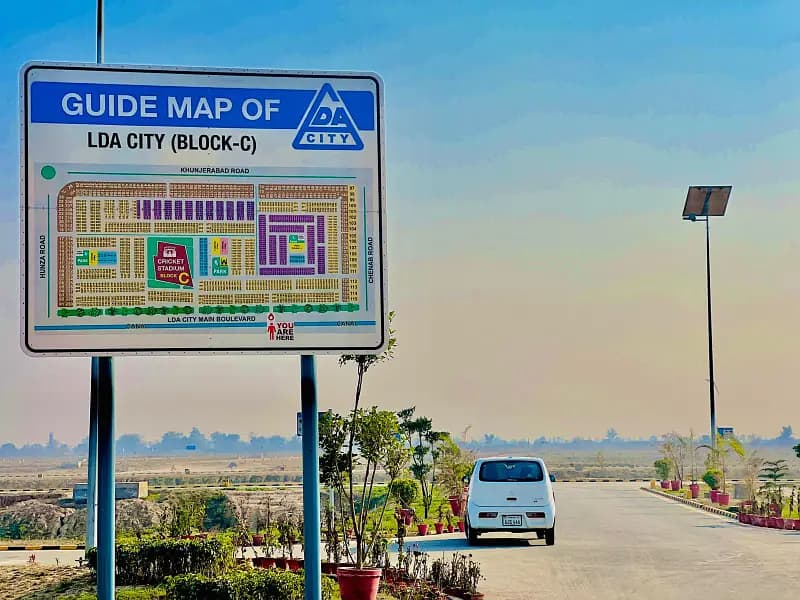 Plot for Sale: Prime Location on Main Boulevard, Block C, Jinnah Sector, LDA City, Lahore