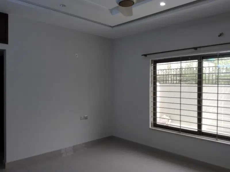 A Centrally Located House Is Available For sale In Rawalpindi